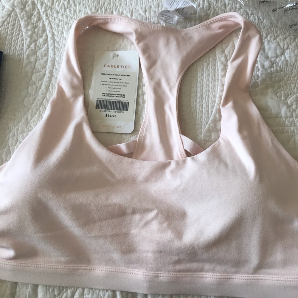 Fabletics Sports Bar